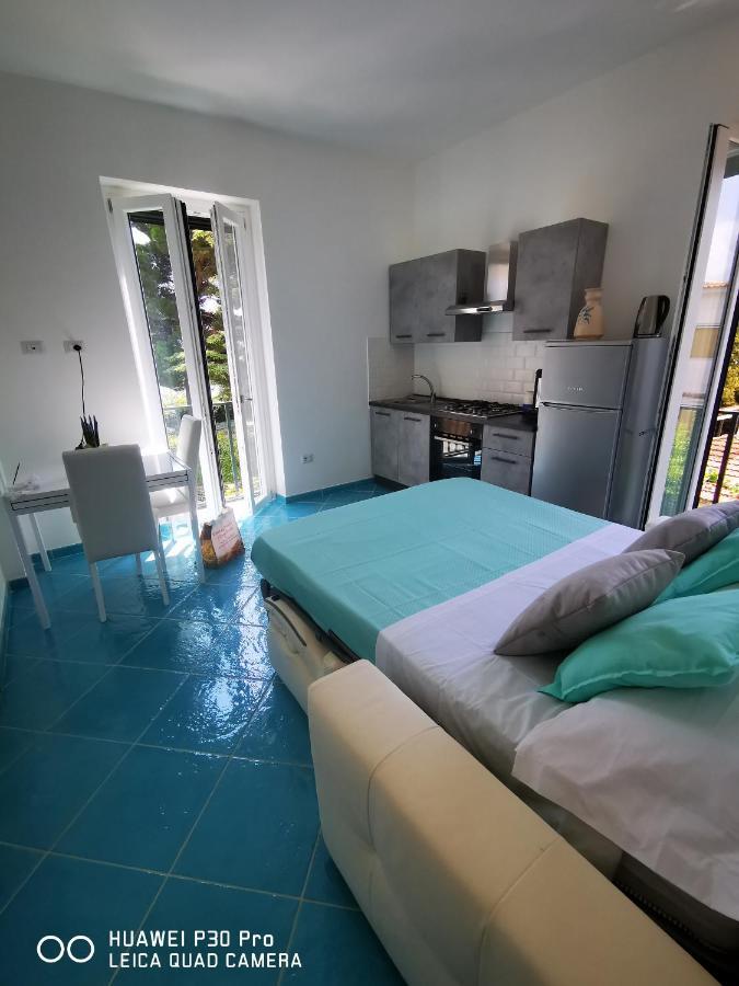A Casa Di Samu Bed & Breakfast ราเวลโล ภายนอก รูปภาพ